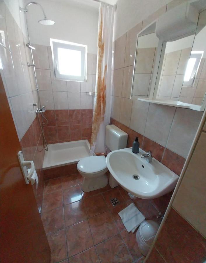 Studio Apartmani Ravlic Μακάρσκα Εξωτερικό φωτογραφία