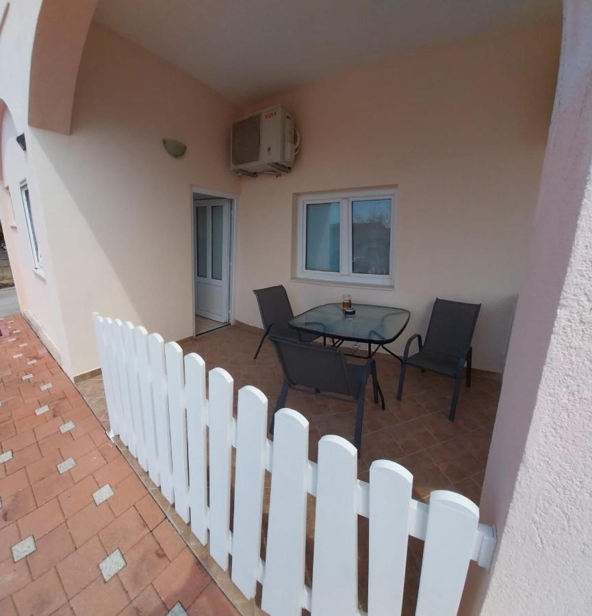 Studio Apartmani Ravlic Μακάρσκα Εξωτερικό φωτογραφία